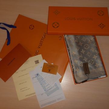Ženski šal Louis Vuitton