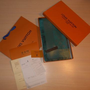 Ženski šal Louis Vuitton