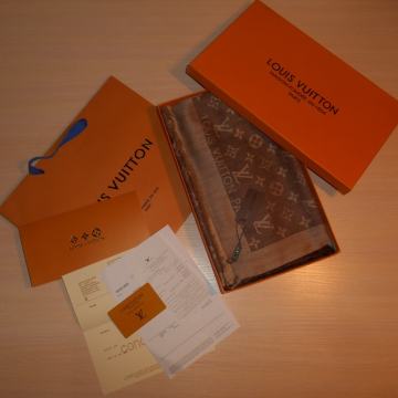 Ženski šal Louis Vuitton
