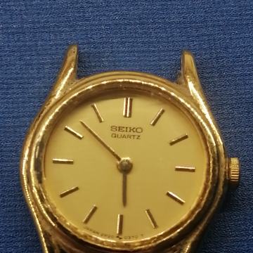 36. SEIKO ŽENSKI SAT