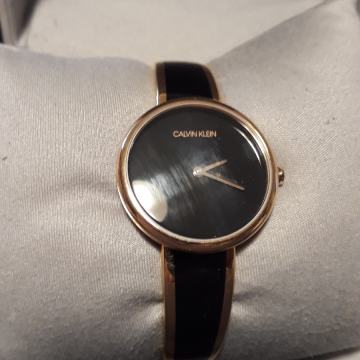 Calvin Klein ženski sat novi-zamjena