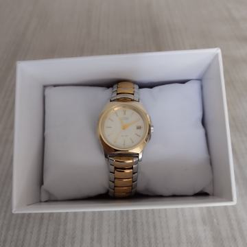 Citizen quartz, gold, po dogovoru