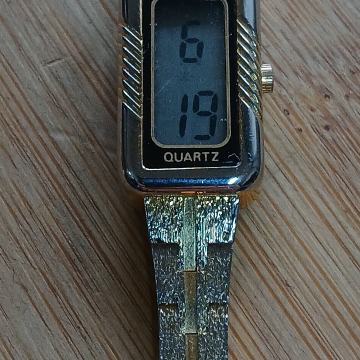 Delta Impex vintage ženski dig sat