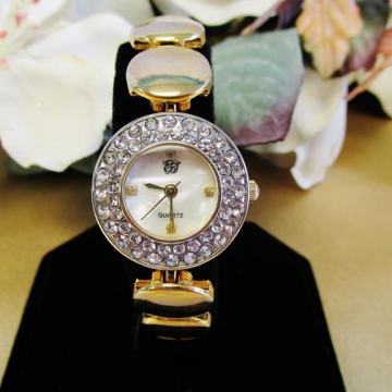 EJ ŽEnski ručni Quartz sat sa kristalićima