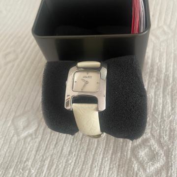 Esprit zenski rucni sat