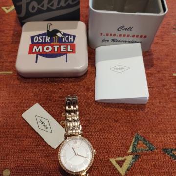 Fossil ženski sat novi