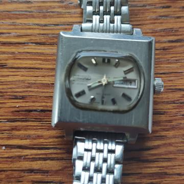 Od glave do pete/Modni dodaci/Satovi/ženski satovi