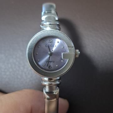 GUCCI Ženski Sat