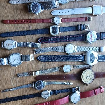 Lot ženskih mehaničkih satova br 4