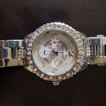 Marc Ecko ženski ručni sat