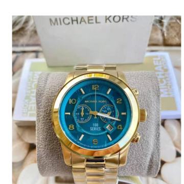 Michael Kors sat