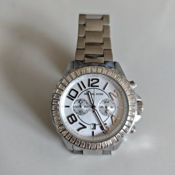 MICHAEL KORS ŽENSKI SAT