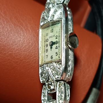 Orlys Art deco tank Dijamanti i platina 1920 godina