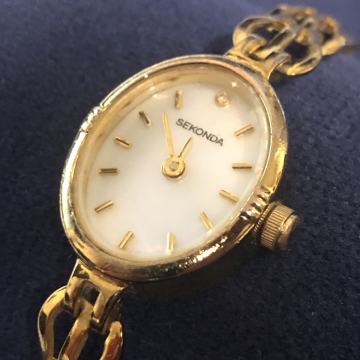 Pozlaćeni ženski sat Sekonda