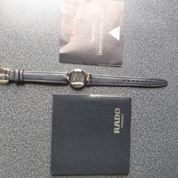 Rado ženski sat jamstveni list