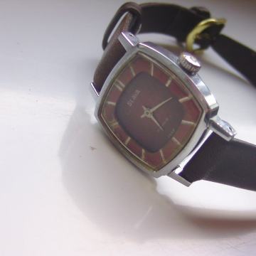 Ručni sat navijač Slava