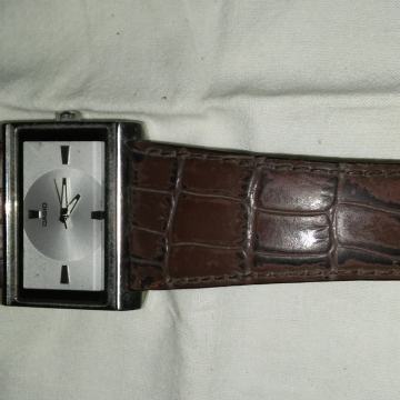 Sat Casio MTR-112 water resistant