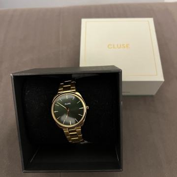 Sat Cluse zenski novo orginal