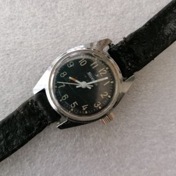 Sat Nivada - Swiss Made - Ispravan i točan