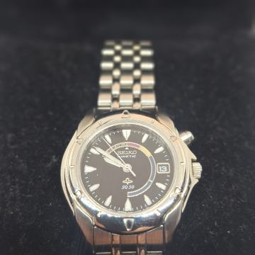 Seiko kinetic ženski sat prodajem povoljno