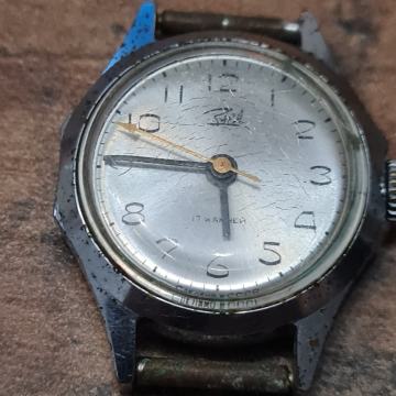 Stari ženski mehanički  sat - ZARIA