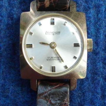 Stari ženski sat Condor 15