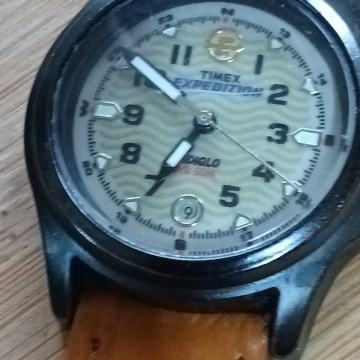 Timex expedition indiglo zenski sat