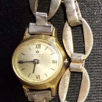 Vintage 1960-ih JUNGHANS Njemački ženski svečani sat