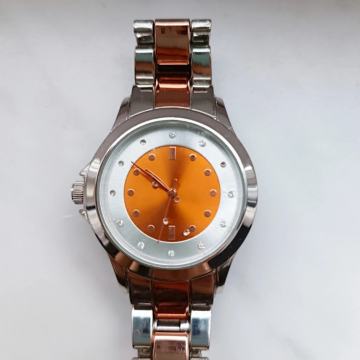 Ženski elegantni sat