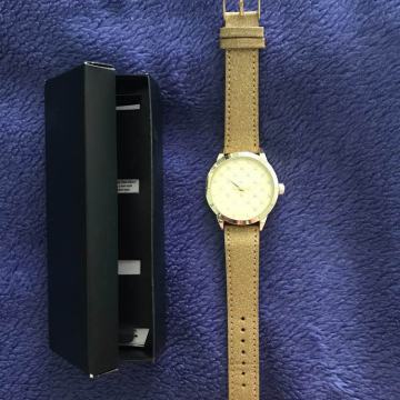 Zenski rucni sat Avon