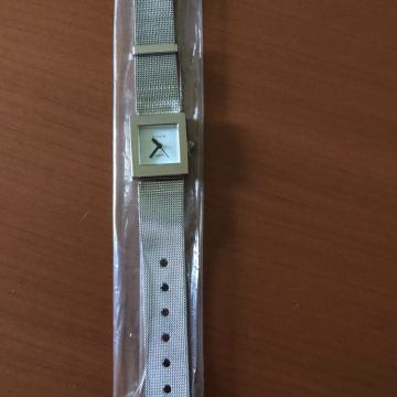 Zenski rucni sat Avon