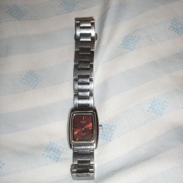 Ženski ručni sat Casio Beside