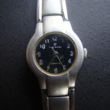 Ženski ručni sat - Louis Jourdan