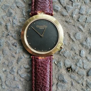 ŽENSKI SAT CRISTIAN DIOR