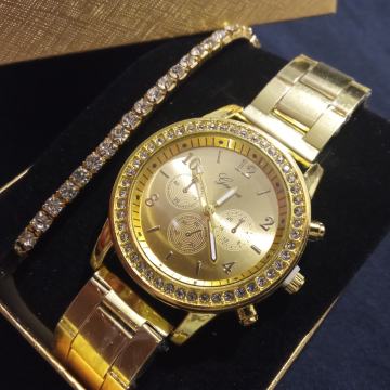 Ženski sat i narukvica