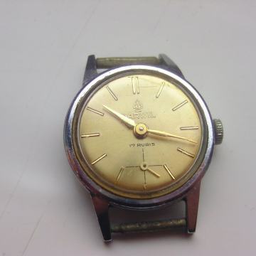 Ženski sat navijač Darwil