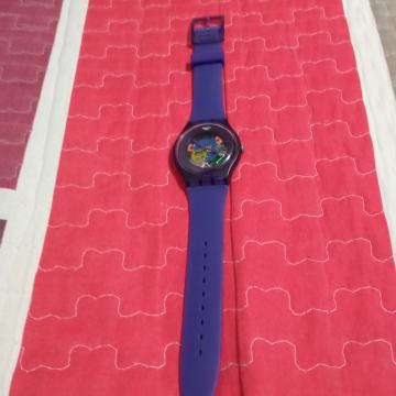 Ženski ručni sat swatch swiss PATENTED WATER RESISTANT V8