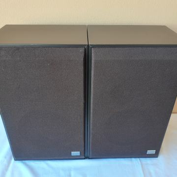 Grundig Box CT 250, dvostazne kutije sa skretnicama, 50/30 W, 4 Ohma