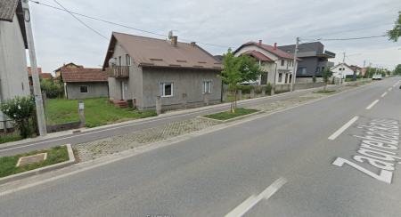 Kuća: Dugo Selo, 300.00 m2