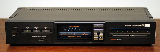 tuner-sansui-t700l-slika-21440129.jpg