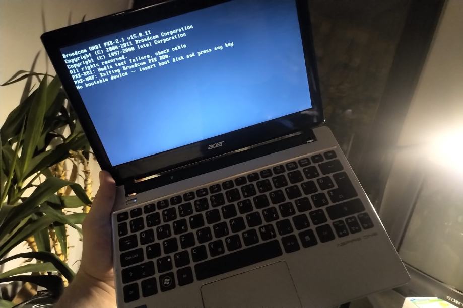 Acer laptop za popravak