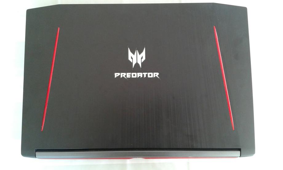 REVIEW: The Acer Predator Helios 300 Is Loud As It Is