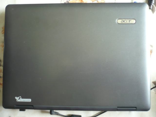 Acer Travelmate 5320 sa papirima