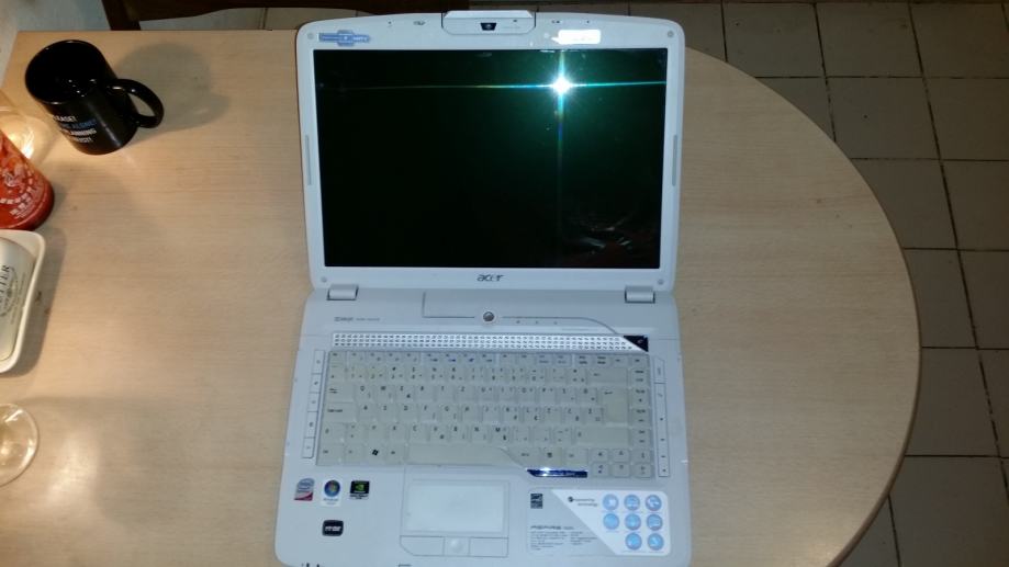 Laptop Acer Aspire 5920 neispravan za dijelove