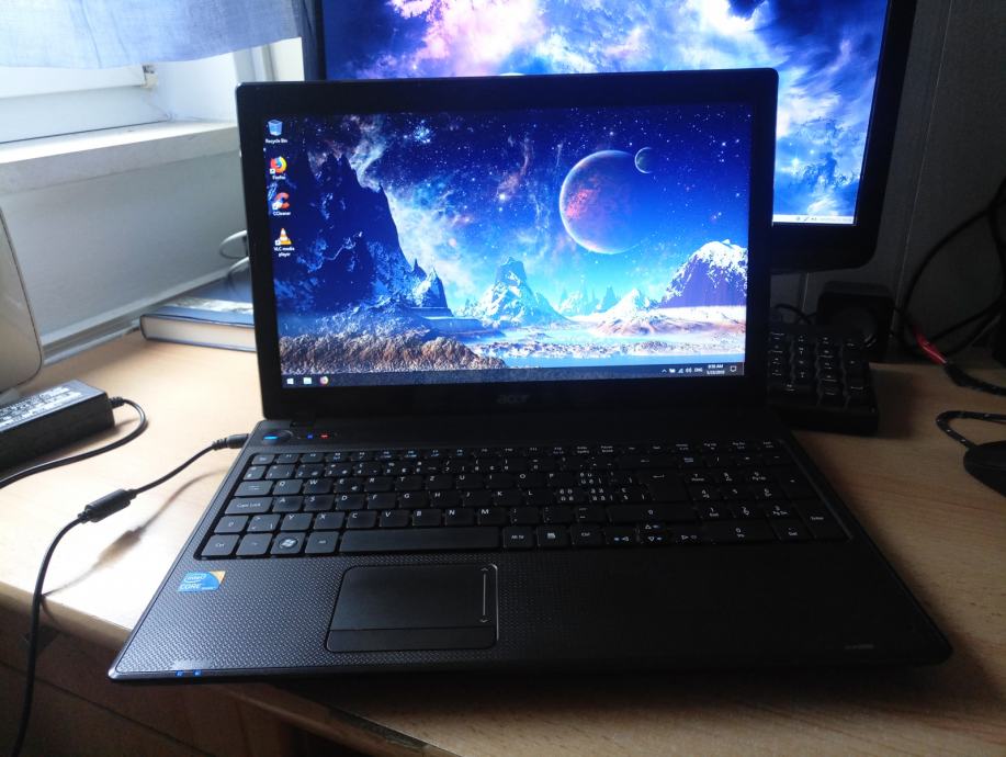Prijenosno racunalo Acer Aspire 5742 - 15,6 inch