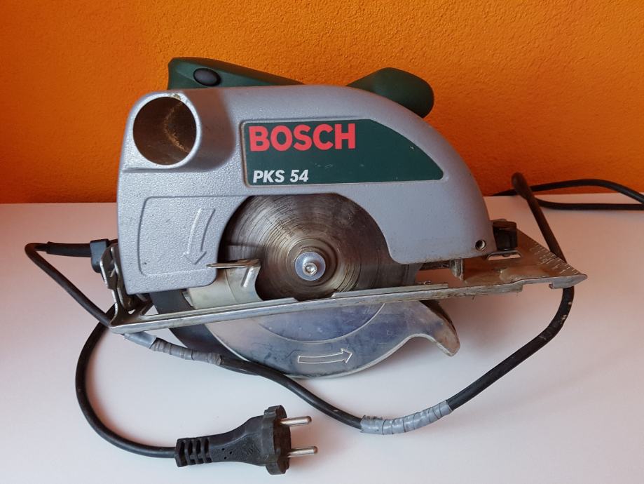 Bosch PKS54 ( Kružna Pila )