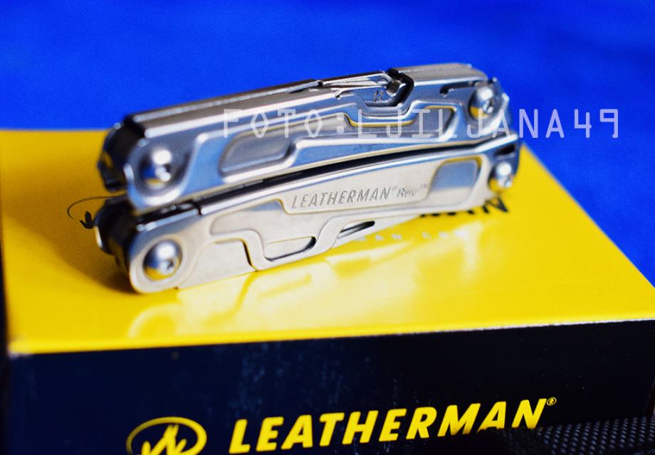 LEATHERMAN REV,vrhunski multi tool,MADE IN USA,14 ALATA,ORIGINAL,NOVO!