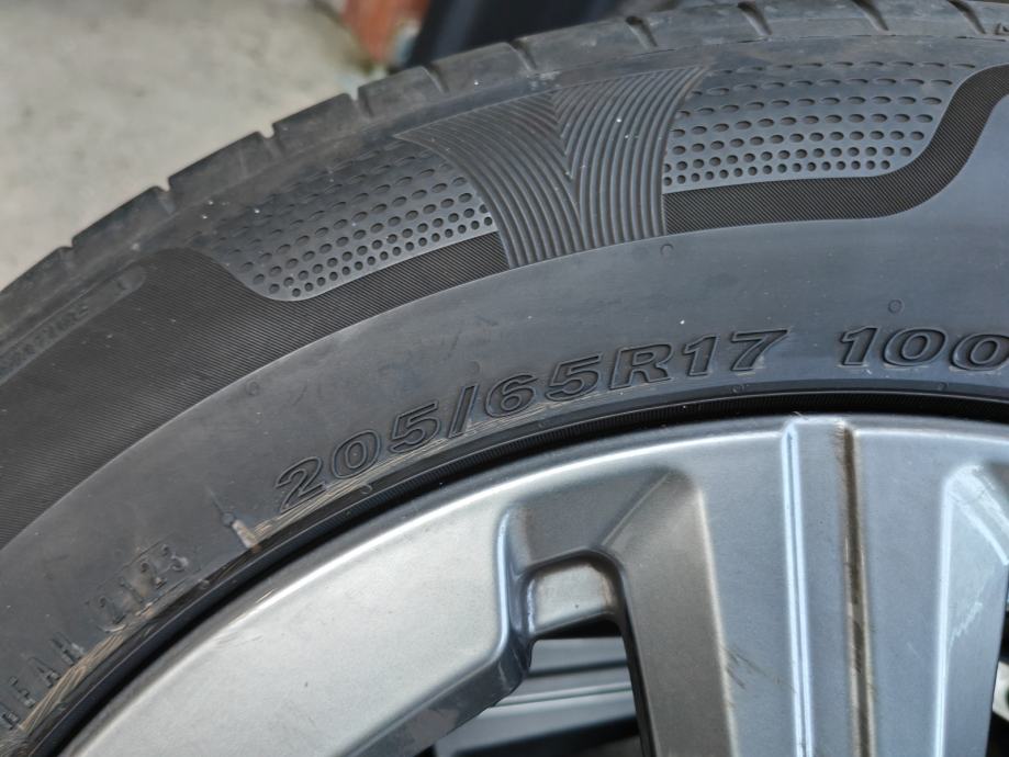 BMW x1 x2 original 17” alu felge + Ljetne gume 205/65 R17