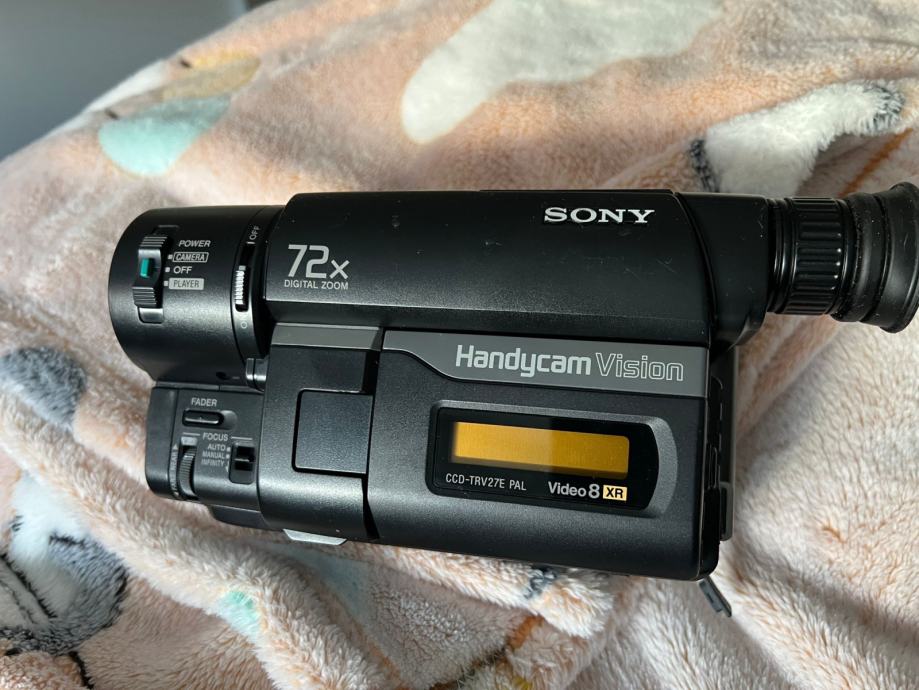 Videocamera Sony Handycam Vision CCD-TRV27E PAL 8mm Video8 XR