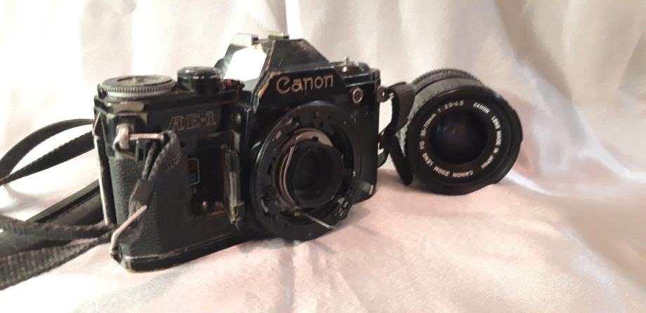Canon AE-1, FOTORAZNO